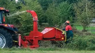 Holzhacker LINDDANA TP200PTO.wmv