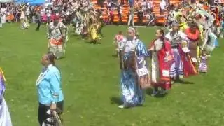 Grand Entry @ Toronto Powwow 2016 Saturday afternoon