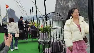 VỊNH HẠ LONG DU H&Yacute;