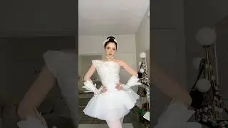 Halloween inspo: WHITE SWAN!!