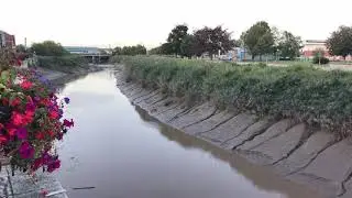 River parrett tide bore at Bridgwater town Bridge 1/9/19