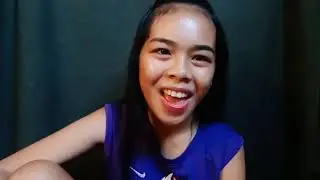 REACTING TO MY OLD PHOTOS||SARAH KAYE(PHILIPPINES)