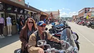 Red Devil, Hill South Dakota Town+Bikes