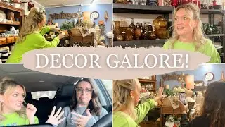 A LIVE Decorating Marathon: Vessels & Vignettes! Styling Decor in a Vintage Shop! 🤩