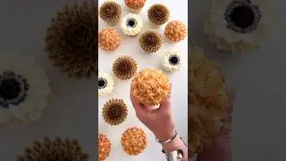 Flower Cake Tutorial  🌻#birthdaycake #animalcake #shorts