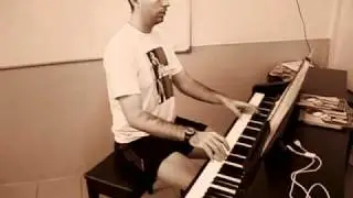 The best version of Geteran Jiwa by a mat salleh, improvised on piano by David Gareth Spencer