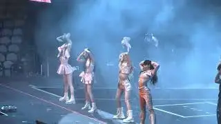 BLACKPINK - Pretty Savage - BORNPINK World Tour Dallas 221025 4K fancam