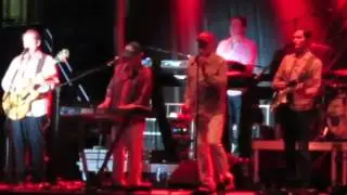 Don't Worry Baby sung by Jeffrey Foskett
