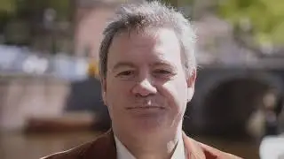 Aan het werk of er zijn (Sam Wells) met ondertiteling