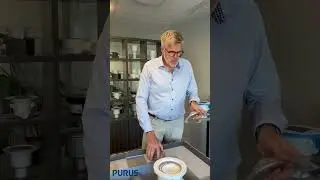 Purus Square Tile Insert 148 - Mer diskret kan en golvbrunnsl&ouml;sning knappast bli