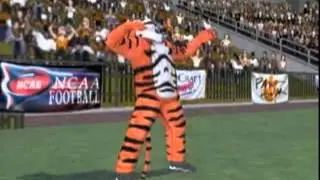 NCAA football 2004 - game trailer (2003)
