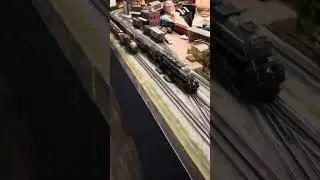 U.P. 3985 overtaking Strasburg 475