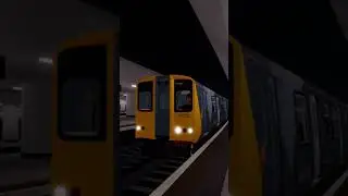 (2 of 7) Class 313 (313211) Departs Benton #stepfordcountyrailway #scr #waterline