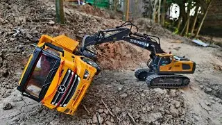 Amazing JCB loading mud in RC truck | Bolbo truck video | JCB video 