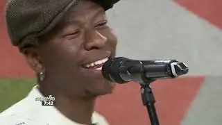 Bravo le Roux & Sjava performs 'Umntu' (Person)