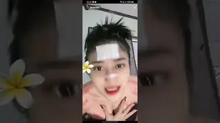 Cewek Live Tiktok Kerokan Sendiri