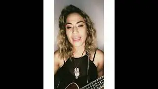Carolina Dubois - Walk (Foo Fighters ukulele cover)