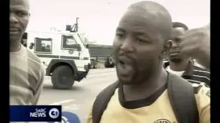 Hundreds of mineworkers planned a protest march to Rustenberg police station today.