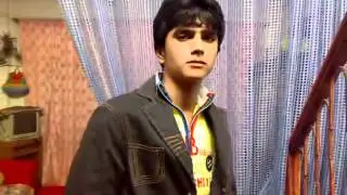 Beetein Lamhe flv