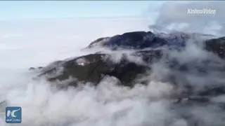 Spectacular sea of clouds on Mount Lu in E China