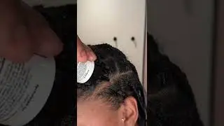 That Deep Scalp Detox feeling ✨ Our Deep Scalp Detox with invigorating Australian Tea Tree Oil,