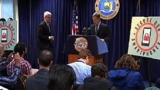 CNET News - 'Kill switch' sought as answer to phone theft epidemic