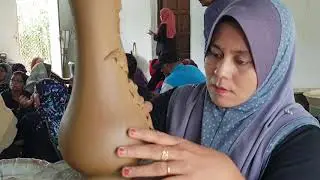 Bengkel Pembuatan Labu Sayong