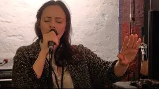 Soraya Ksontini, voix réfléchie
