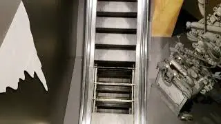 HKL Broken Escalator