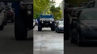 Massive Hummer H2