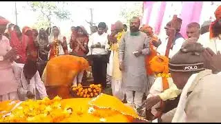 दिवंगत जितमलजी के सानिध्य में आरती करते हुए मानगढ़ धाम।#aadivasi #aadivasibhajan #banswara #dungarpur