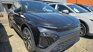 The new 2025 Skoda Elroq 85 Sportine walk around in Black Magic in 4K