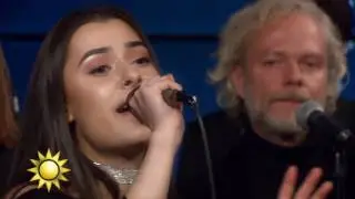 Tensta Gospel Choir - Oh Come All Ye Faithful - Nyhetsmorgon (TV4)