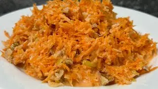 Karottensalat mit Apfel und Walnüssen