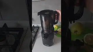 The AMZCHEF 5.3-inch auto-feed masticating juicer is suitable for whole fruits and vegetables.