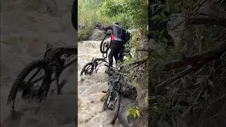 DOWNHILL EXTREMO ECUADOR 🇪🇨