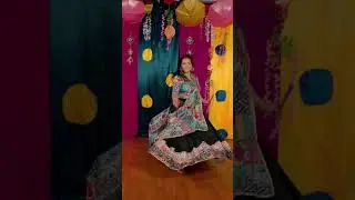 BOOM PADI | MAJA MA | GARBA | DANDIYA | Madhuri Dixit| Preeti Khetan #boompadi #madhuridixit #shorts