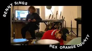 Rex Orange County &ndash; WHO CARES? IN THE STUDIO (PART ONE)