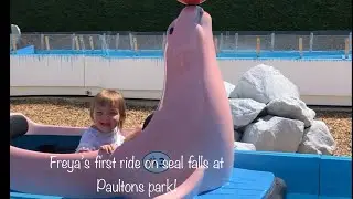 Freya&rsquo;s first ride on seal falls at paultons park!