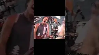Bob Weir sits in with Widespread Panic on 