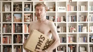 F&uuml;r den Bundestag wird Tim Renner zum Nackedei