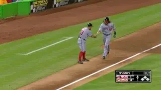 WSH@MIA: Werth hits 200th homer, ball lost in display