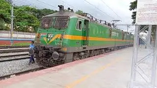 WAG 9HC dual locomotive with 18,000 hp