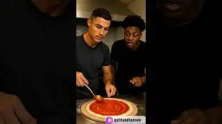 Ronaldo cook a pizza for hungry speed pizza 🍕#ronaldo #shorts #ishowspeed