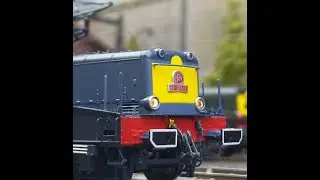 Model Trains HO Layout. Modélisme Ferroviaire. Trains Miniatures. BB 12013 Jouef HJ 2449