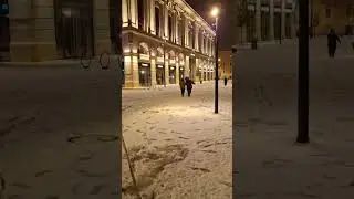Walk Tour at Blaha Budapest while Snowing