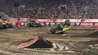 HOW DID HE GET THE TRACTION FOR THAT !  Monster Jam Tampa STR 2020 Commentary!