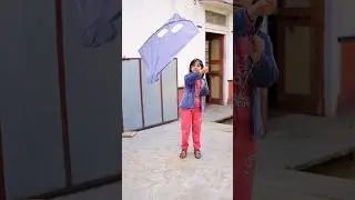 Mansi poti aayi hai phle patang 🪁 uda Lo #shorts #kite #maa #funnyshorts