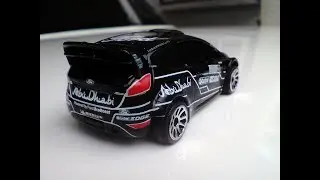 Литая гоночная модель Ford Fiesta RS Abu Dhabi World Rally Team 1/58 Majorette