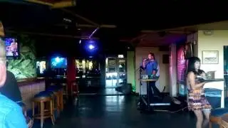 Entertainment at Hula's Bar & Lei Stand, Honolulu, Hawaii, 30 May 2016